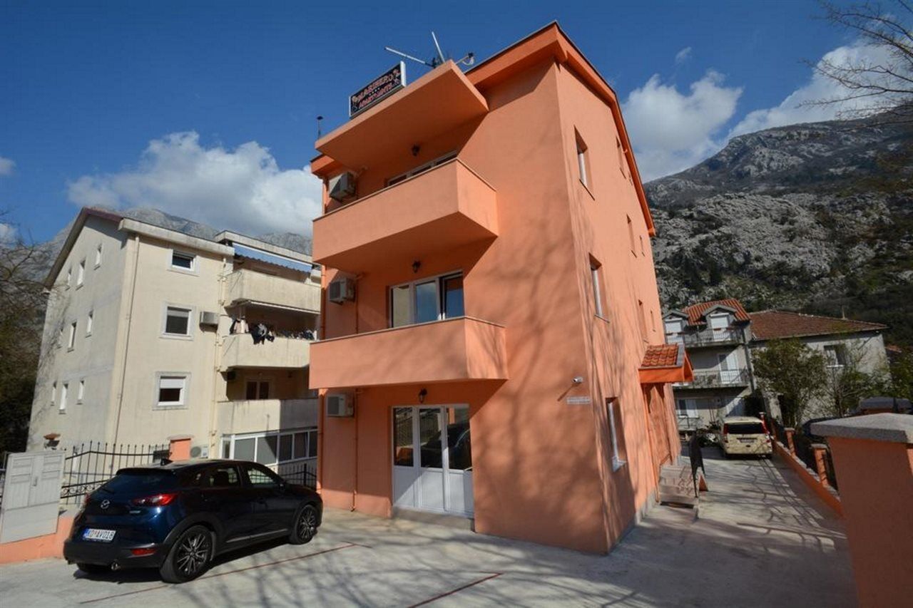Marinero Apartments Kotor Luaran gambar